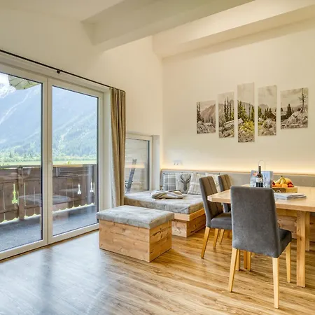 Chalet In Neukirchen With Mountain Views, Cleaning Included * Rosenthal