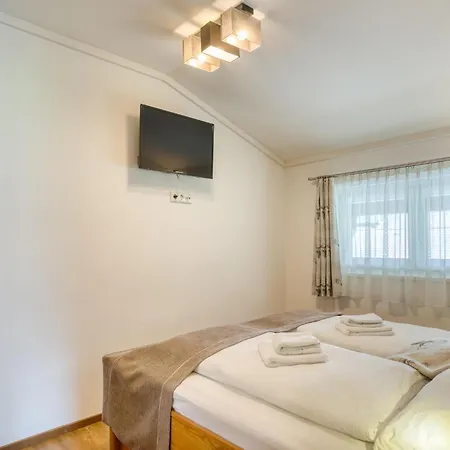 Building Ferien, Neukirchen, Cleaning Included Apartment *